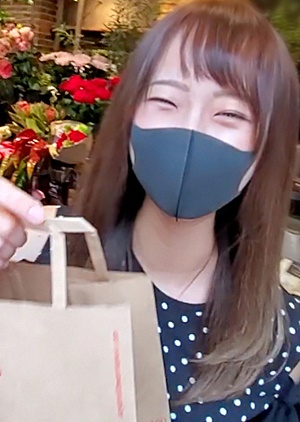 FC2-PPV-1862550 個数限定【無修正】少女の様な笑顔が愛らしい現役専門学生！19歳に生中出し！！