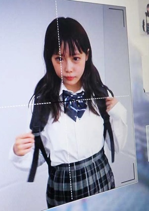 FC2-PPV-1851396 【個撮40】完全顔出し18歳になりたてのパイパンJ〇リフレ嬢に中出し