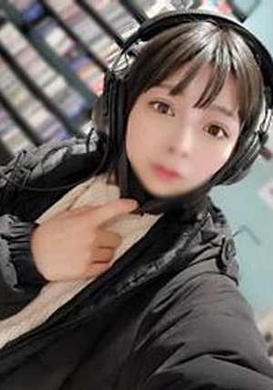 FC2-PPV-1685557 期間限定【無修正】洋楽好きのJD・潮吹き連続中出し(74分)