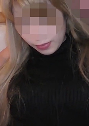 FC2-PPV-1662094 【個人撮影】男性経験の少ないコスプレ撮影会参加娘に中出し