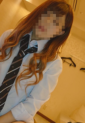 FC2-PPV-1647696 【個撮】SNSで有名なヤバい裏垢J系と繋がり即ハメ円光・噂以上のエロまんこで我慢できなくて中出し即逃げ【顔出し】