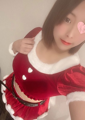 FC2-PPV-1601994 アカリちゃん22歳サンタコスで中出しクリスマスプレゼント壁薄ホテルで喘ぎ声我慢させながらメリクリガン突き中出しクリスマス