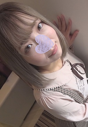 FC2-PPV-1590468 【個人撮影】ことり32歳　敏感ボディの悶絶ロリ系パイパン美人妻に大量中出し