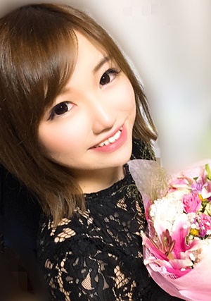 FC2-PPV-1598915 【個撮】モデルで清楚な菜々ちゃんと中出しプラベえっち