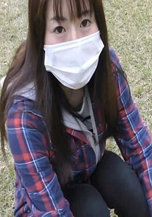 FC2-PPV-1587867 【個人撮影・中出し】深夜アニメ好きの声優目指す１○歳　経験の少ない膣にザーメン放出