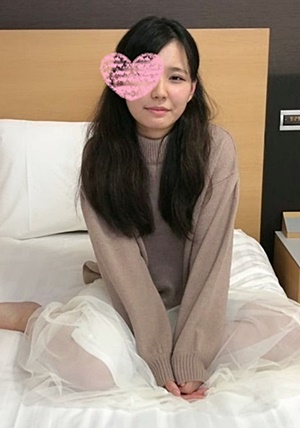 FC2-PPV-1577152 初撮り女子●生❤️経験人数はたった一人♪ロリな身体に未処理な陰毛❤️初ハメ撮りなうえに初中出しです！【個人撮影】