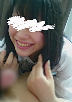 FC2-PPV-1555619 【無修正ｘ個人撮影】★Kerberos番外編★リアルな若夫婦の性生活が垣間見れるガチ素人動画！ロリ系SSS級若妻のご主人からの投稿です！