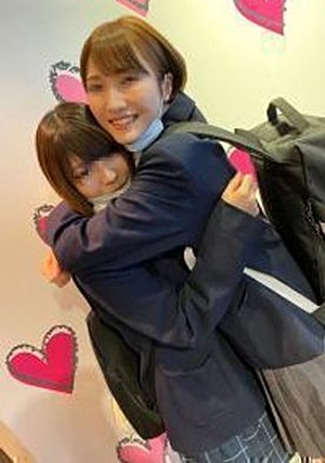 FC2-PPV-1544254 個数限定【個撮】ボーイッシュな美少女×華奢なGカップ・同じ中〇校の先輩後輩