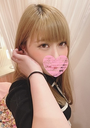 FC2-PPV-1541848 ❤️大きなお目目のキレイ系Fカップ美乳美女❤️将来の夢は美容師❤️現役美容専門学生❤️やわらかFカップパイズリで暴発寸前❤️吸い付く敏感パイパンオマンコに大量膣奥中出し❤️