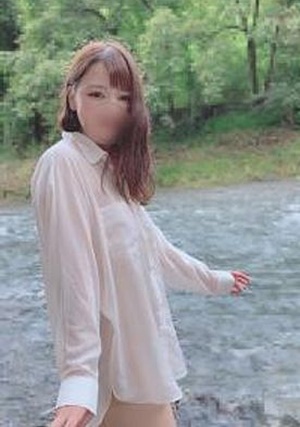 FC2-PPV-1513140 限定【無修正・VR特典】シャツ1枚色白女子大生。野外露出連続中出し(35分)