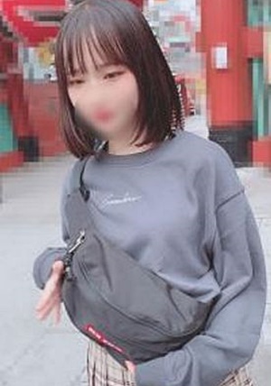 FC2-PPV-1504470 【無修正】看護学校1年生。幼い身体に連続中出し(55分)