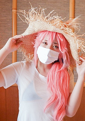 FC2-PPV-1495568 ☆★期間限定値引き★☆【18歳現役JDレイヤー】EカップのFG○玉藻サマーに生中出し！騎乗位＆正常位で大量2発射アヘ顔調教！