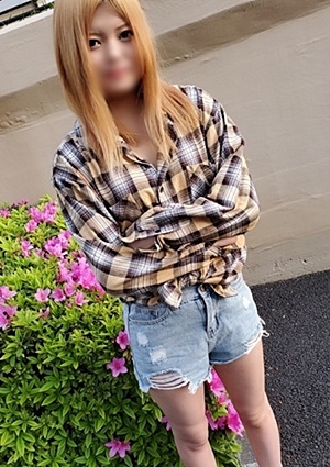 FC2-PPV-1447440 【個撮・流出】金髪ギャルに勢いあまって中出しｗ生でさせてくれたからいいんでしょ！ヤリマンかびっちかｗオナニーまで見せてくれたからヤリマン確定ｗ