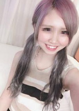 FC2-PPV-1427555 ●●通りの美容師見習いに中出し2回戦