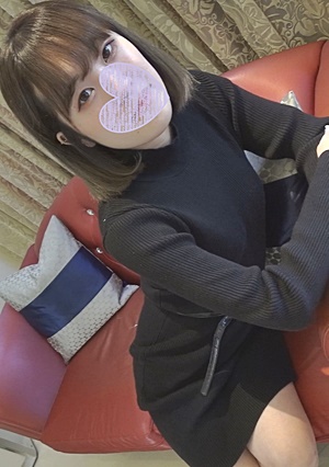 FC2-PPV-1423663 【個人撮影】かよ21歳　彼氏持ちの敏感ズブ濡れパイパン女子大生に大量中出し