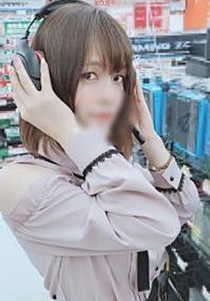 FC2-PPV-1408267 【無修正】超スレンダー体型の人見知りなゲーム実況者の女の子に連続中出し(63分)