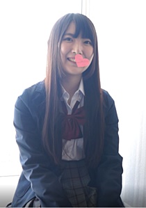 FC2-PPV-1334965 【顔出し・初撮り・無修正】アイドル級かわいさのパパ活J●に中出し2連発！　窓際バイブオナ強制からの生ハメで腹にチョイ出ししたザーメンをすくってまた膣にすり込む鬼畜プレイｗ