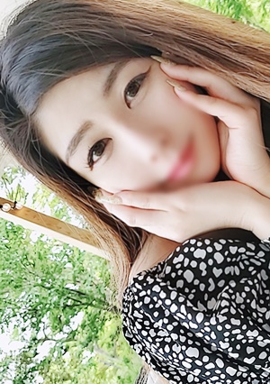 FC2-PPV-1891788 初撮影！！個数限定【無修正】ハスキーボイスの超淫乱ネイリストに2回中出し！！(長編）