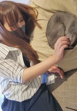 FC2-PPV-1946335 100本限定【無修正】美容師を目指すギャル・引っ越し支援でデート・連続中出し