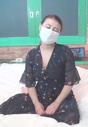 FC2-PPV-2176774 【初撮り】バレたら解散！ブスだけど現役お笑い芸人の人妻に３回中出し☆「今日のことはエロネタで使いますね」【個人撮影】ＺＩＰ付