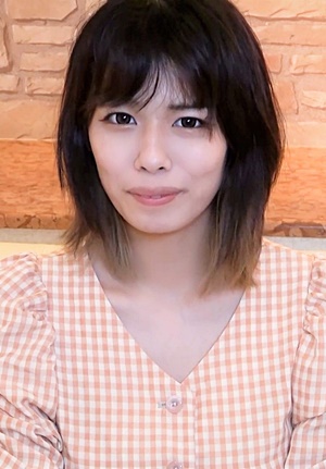 FC2-PPV-2234967 【無】【100個限定2980→1480ptにOFF!】初めての撮影でド緊張！初々しい素人女子♥️生ハメ撮り♥️おまんこに大量中出し！！♥️※レビュー特典／高画質Ver.