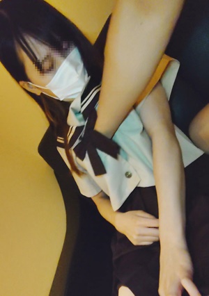 FC2-PPV-2280996 【個撮】貧乳美少女・細くて色白の体に肉棒突きさしてやりました！【素人ハメ撮り中出し】